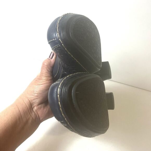 Sofft Womens 7.5 M Navy Blue Textured Floral Leather Slip On Comfort Casual Mule - Picture 7 of 11